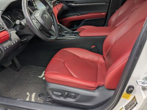 Used 2021 Toyota Camry XSE w/ Cold Weather Package FWD image 16