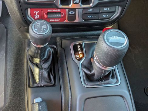 New 2026 Jeep Gladiator Mojave image 21