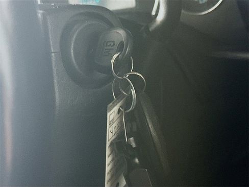 Used 2022 Chevrolet Express 2500 w/ Driver Convenience Package image 27