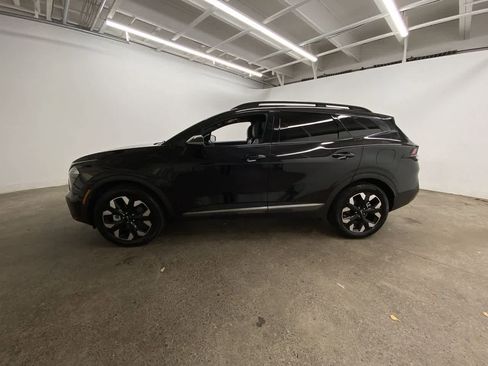 Used 2023 Kia Sportage X-Line image 3