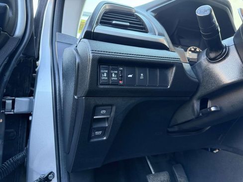 Used 2025 Honda Odyssey EX-L image 33