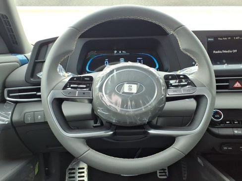 New 2026 Hyundai Elantra Sport image 12