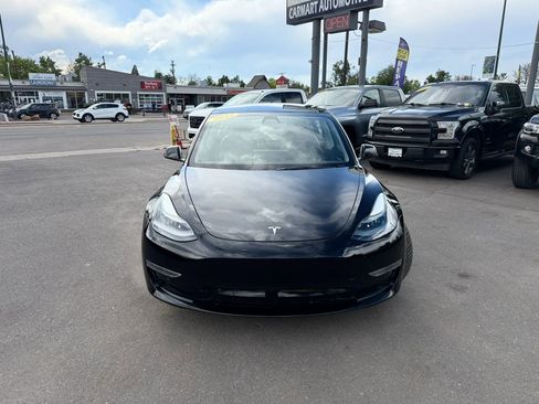 Used 2022 Tesla Model 3 Long Range AWD/4WD image 3