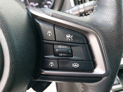 Used 2023 Subaru Outback Limited image 15