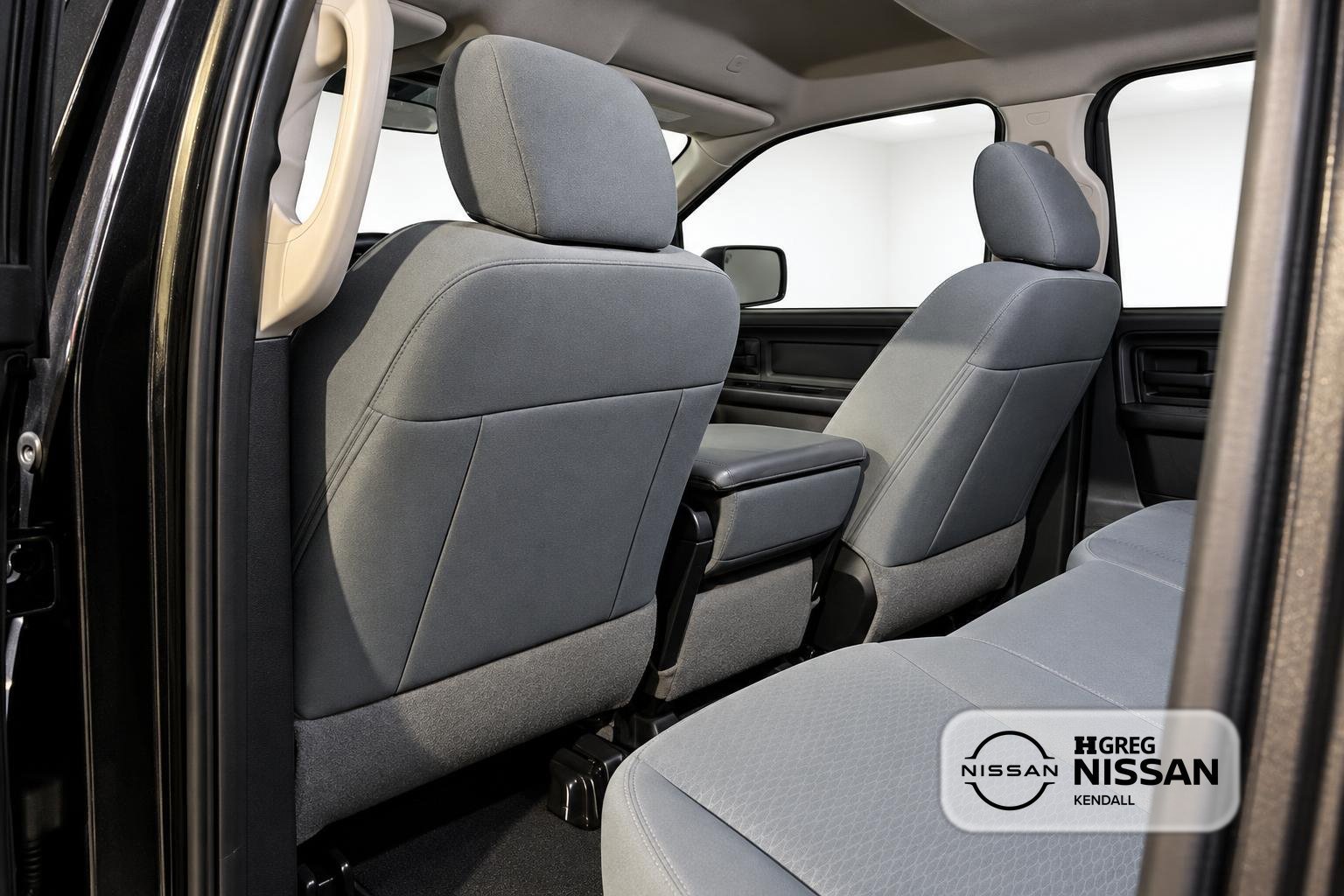 Used 2017 RAM 1500 Express AWD/4WD image 12