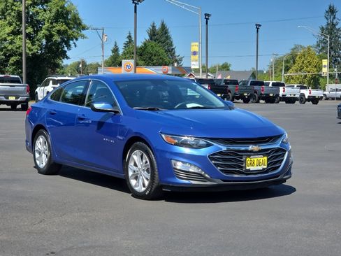 Certified 2023 Chevrolet Malibu LT FWD image 2