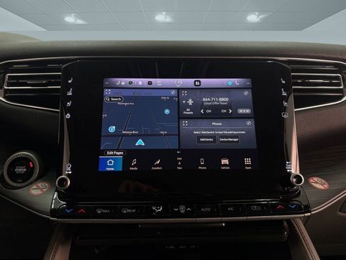 Used 2024 Jeep Wagoneer Series II image 27