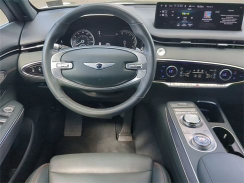 Used 2023 Genesis GV70 2.5T w/ Advanced Package image 15