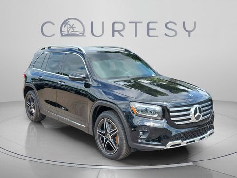 Certified 2024 Mercedes-Benz GLB 250 image 4