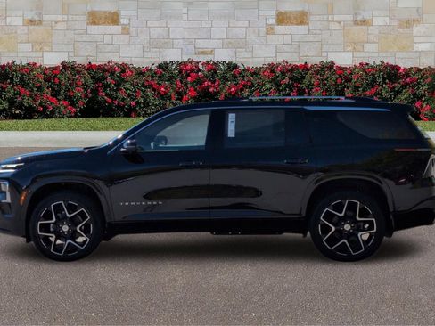 New 2026 Chevrolet Traverse High Country w/ LPO, Floor Liner Package image 6