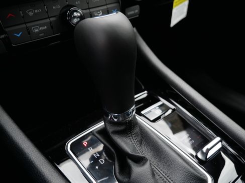 New 2026 Jeep Compass Limited image 19