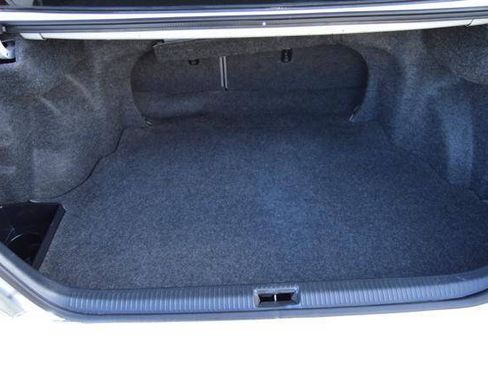 Used 2006 Toyota Camry XLE FWD image 33