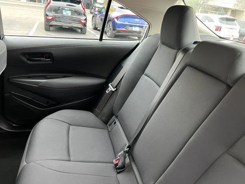 Used 2025 Toyota Corolla LE image 37