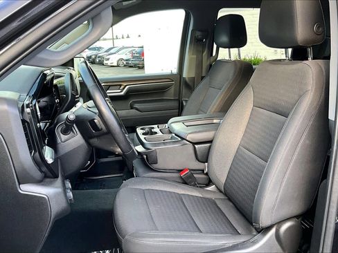 Used 2022 Chevrolet Silverado 1500 LT image 7