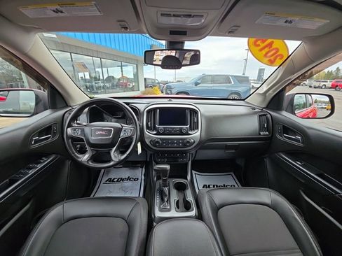 Used 2015 GMC Canyon SLE AWD/4WD image 16