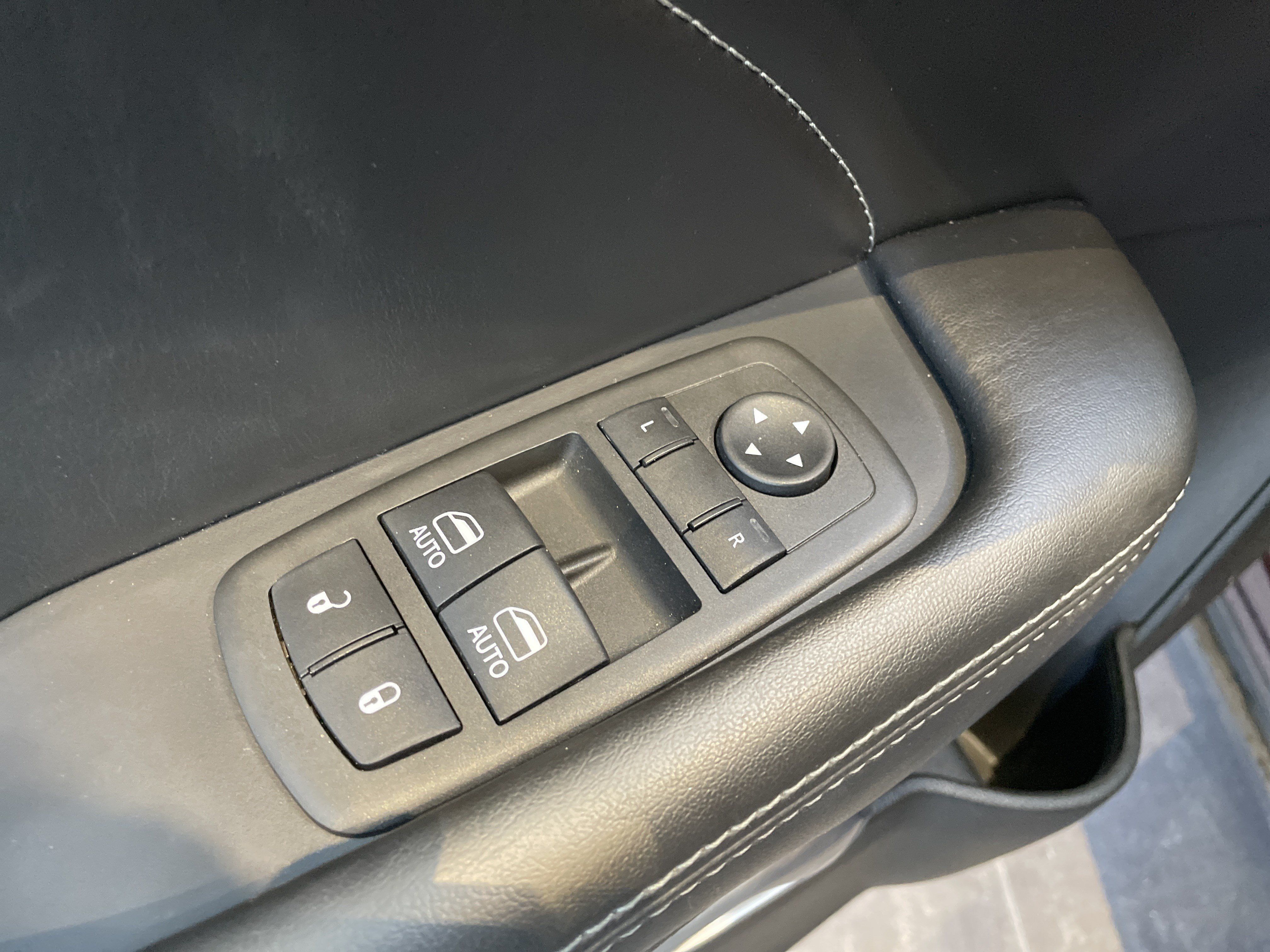 Used 2021 Dodge Challenger R/T Scat Pack RWD image 19