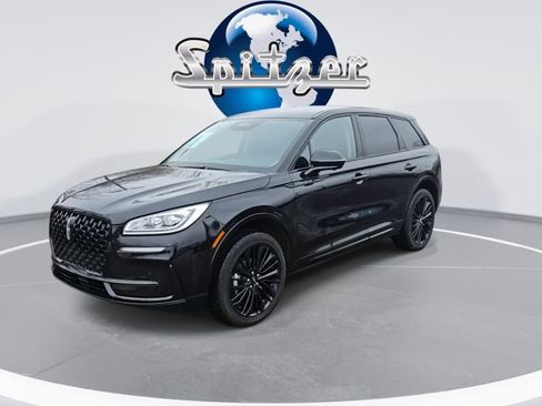 Used 2025 Lincoln Corsair Reserve w/ Jet Appearance Package image 4