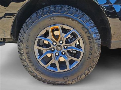 Used 2025 Ford Expedition Tremor image 26