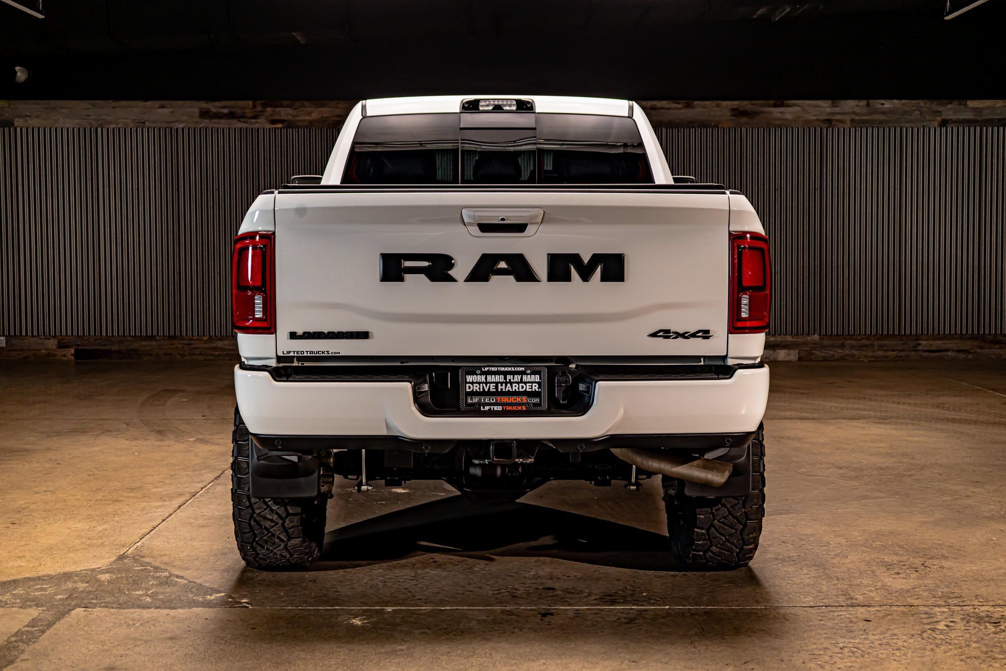 Used 2025 RAM 2500 Laramie w/ Night Edition AWD/4WD image 8