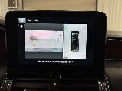 Used 2019 Lincoln Navigator Reserve AWD/4WD image 15