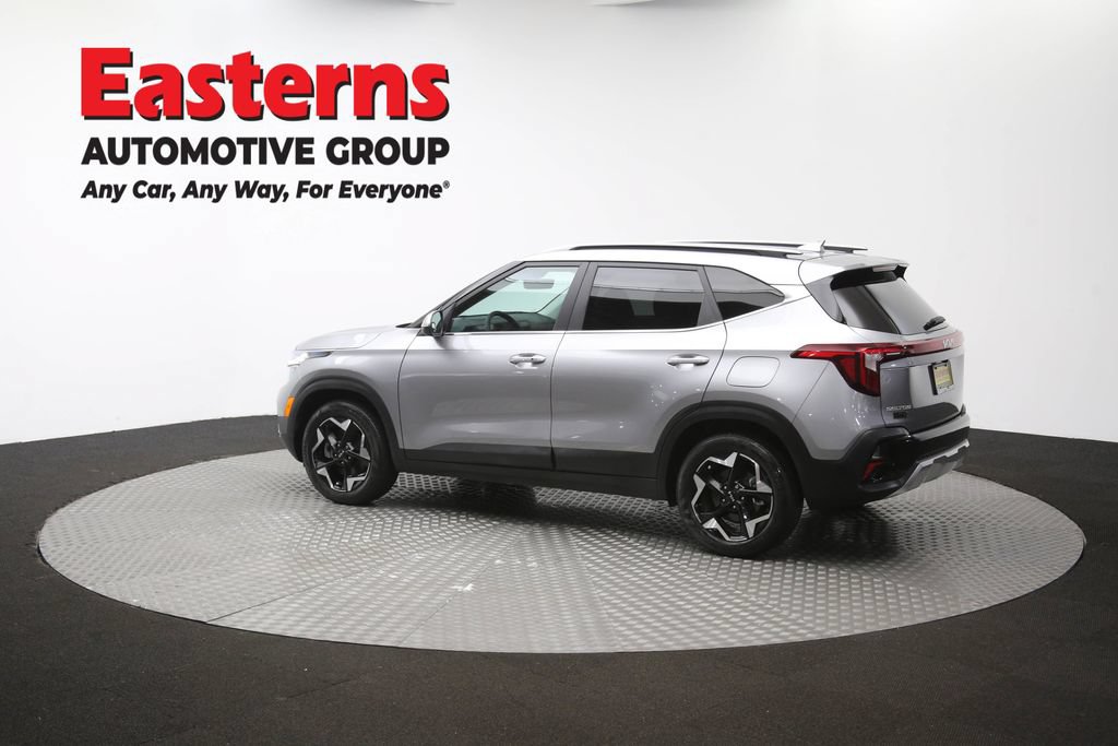 Used 2024 Kia Seltos EX AWD/4WD image 65