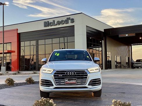 Used 2018 Audi SQ5 Premium Plus w/ Navigation Package image 2