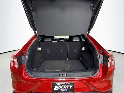 Used 2022 Ford Mustang Mach-E GT image 27