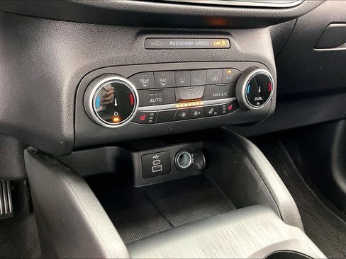 Certified 2024 Ford Escape Active w/ Cold Weather Package FWD image 31