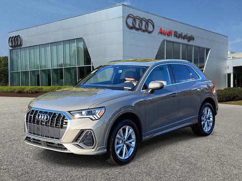 New 2025 Audi Q3 2.0T Premium image 1