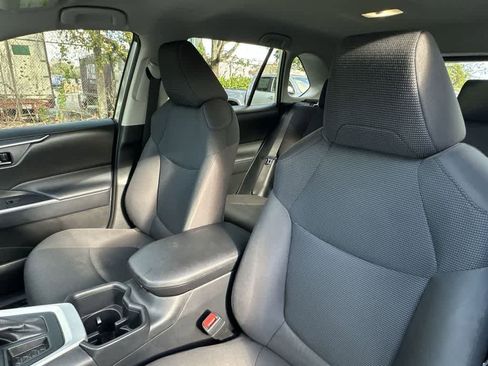 Used 2025 Toyota RAV4 LE image 14