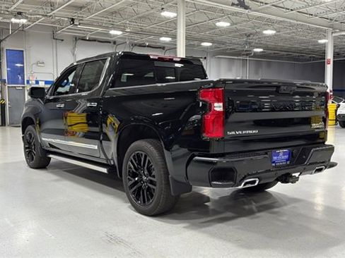 New 2026 Chevrolet Silverado 1500 High Country image 7