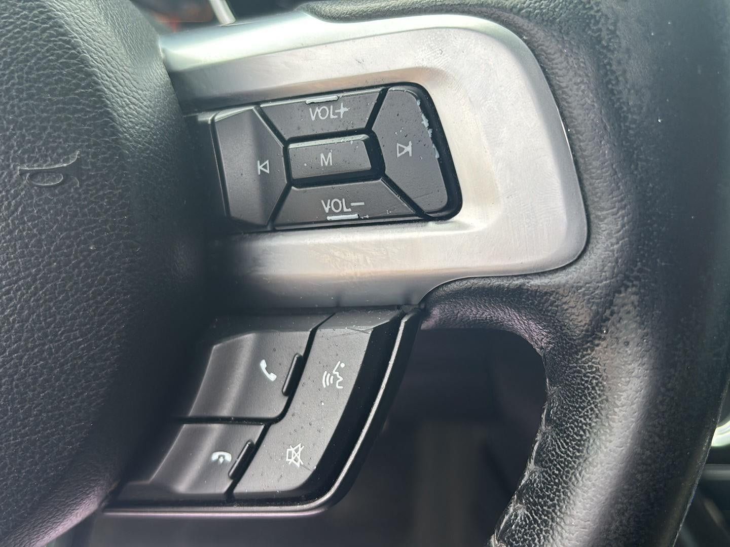 Used 2016 Ford Mustang Premium RWD image 11