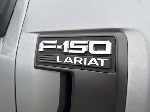 Used 2022 Ford F150 Lariat w/ Equipment Group 502A High image 29