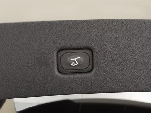 Used 2022 Lincoln Nautilus Reserve w/ Class II Trailer Tow Package image 32