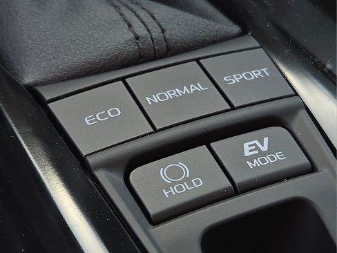 Used 2026 Toyota Camry SE w/ Convenience Package FWD image 22