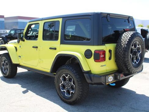 Used 2022 Jeep Wrangler Unlimited Rubicon 4xe w/ Cold Weather Group AWD/4WD image 6