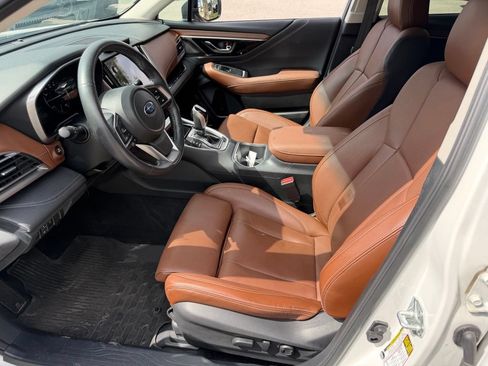Used 2022 Subaru Outback Touring AWD/4WD image 25
