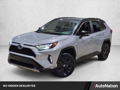 Used 2024 Toyota RAV4 XSE AWD/4WD image 1