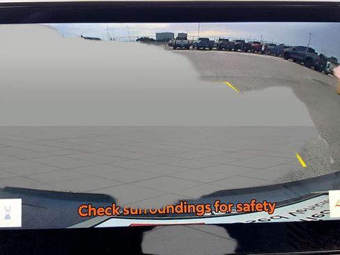 Used 2026 Toyota Corolla Cross XLE FWD image 26