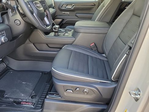 New 2026 GMC Sierra 1500 AT4X image 10