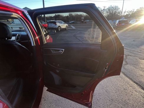 Used 2016 Ford Edge SEL w/ Equipment Group 201A image 15