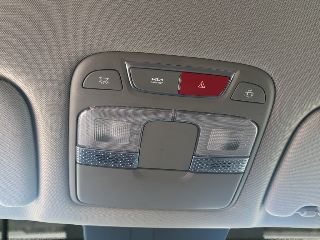 Used 2024 Kia Telluride LX FWD image 37
