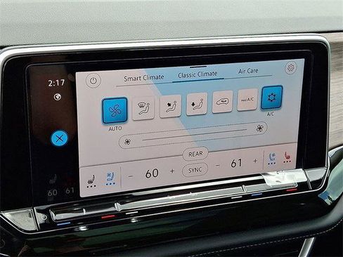 New 2025 Volkswagen Atlas SEL image 16