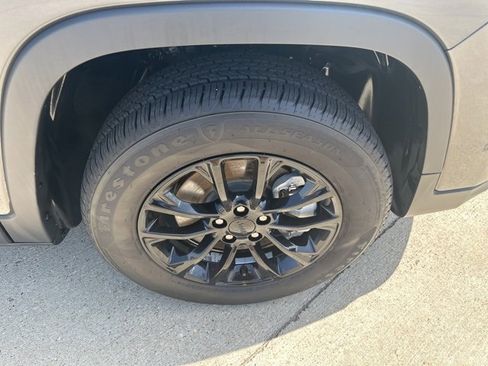 Used 2023 Jeep Cherokee Altitude Lux image 8