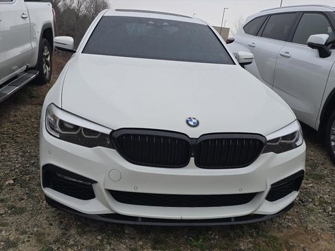 Used 2018 BMW 540i image 2