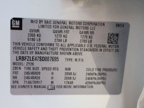 New 2025 Buick Envision Sport Touring image 38