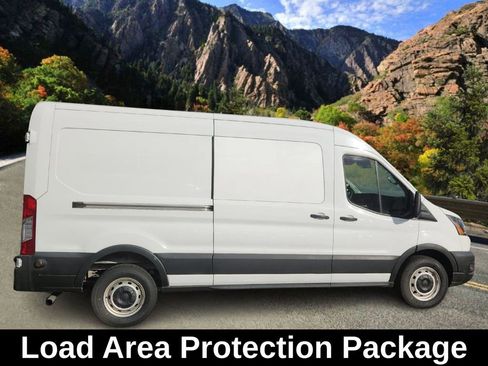 Used 2020 Ford Transit 250 Medium Roof w/ Load Area Protection Package image 4