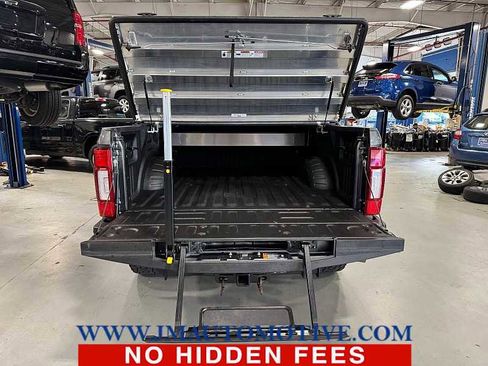 Used 2020 Ford F250 Lariat image 12