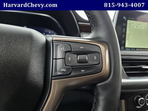 Certified 2024 Chevrolet Suburban High Country AWD/4WD image 16