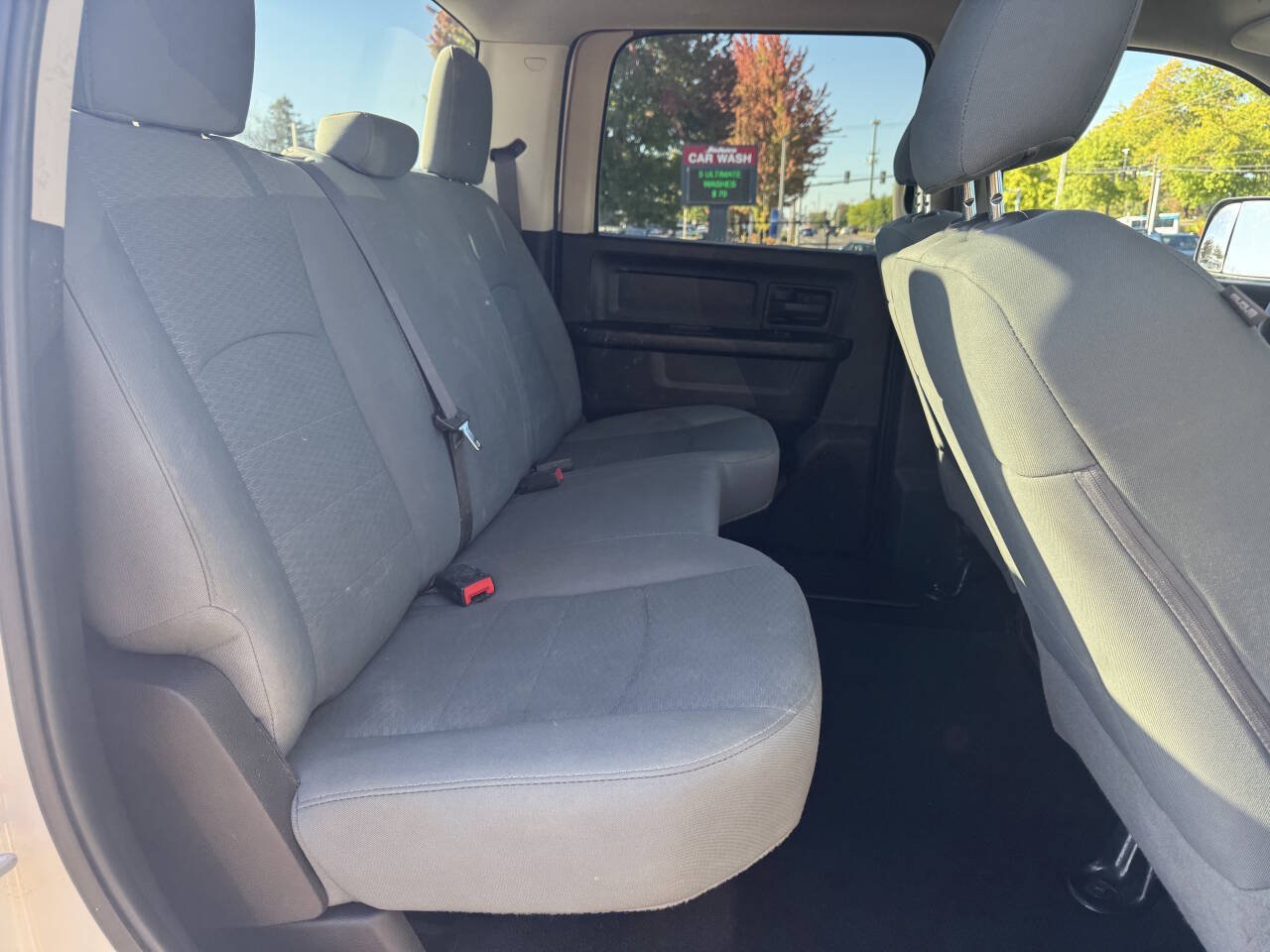 Used 2018 RAM 2500 Tradesman w/ Chrome Appearance Group AWD/4WD image 11